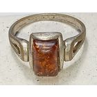 Кольцо с Янтарём .