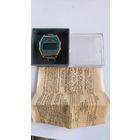 Часы электроника 5 , в коробке с доками, с рубля