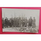 Фото "Братание", ПМВ, 1917 г. (русские и немецкие солдаты и офицеры)