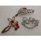 Лот винтажных брошей.