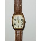 Кварцевые часы OMAX .  С рубля