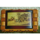 Шкатулка  музыкальная  , старенькая   ( рабочая )   ( 12 х 20 х 7 )