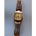 Часы наручные женские "Луч" (позолота 10 мкм) с браслетом, 17 камней, Сделано в Беларуси