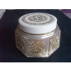 Шкатулка музыкальная,играет Полонез Огинского. Знак качества.Исправная.