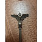 Нож для вскрытия писем.