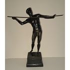 Статуэтка бронзовая. Австро-Венгрия, Вена. Скульптор Рихард Тус.