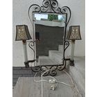 Стильное ретро-зеркало с 2 светильниками