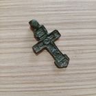 Килевидный нательный крестик старый эпохи Ивана Грозного 16 век в красивой малахитовой патине