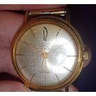 Часы наручные "Poljot" de lux automatic, made in ussr. 19 КАМНЕЙ. на ходу. диам. 3.5см