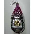 Ёлочная игрушка  - Избушка с белкой в окне . СССР  .