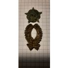 Кокарда красного командира. но может и две. одним лотом.