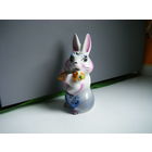 Зайчик с морковкой. Добруш