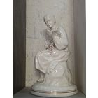 Девушка с венком.Старый Минск, круглое самое первое клеймо.