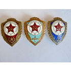 Отличники: Советской армий, ВВС, ВМФ.  Винт