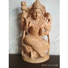 Статуэтка богини из  дерева