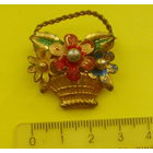 Брошь СССР. Корзинка с цветами. Позолота. 312.