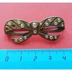 Распродажа украшений из бабушкиной шкатулки. Металлическая брошка в реставрацию. С рубля. Без минимальной цены