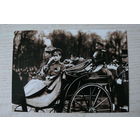 Императрица Александра Федоровна и цесаревич Алексей в экипаже объезжают войска перед началом парада; 2015, чистая, изд. Санкт-Петербург.