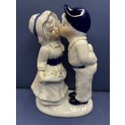 Статуэтка фарфор парочка