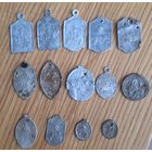 14 медальонов/образков католических из алюминия. Цена за все.