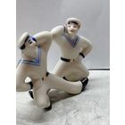 Фарфоровая статуэтка Танец или Матросы, или Моряки, или Яблочко