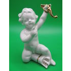 "Путти с луком". Статуэтка. Оригинал. Германия. Ретро СССР. м