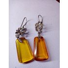 С рубля без мц. серьги под янтарь дл 5.5см. 925пр.