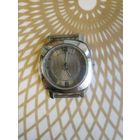 Часы наручные ЛУЧ. ТИКАЮТ. Состояние на скане. В коллекцию,ремонт,на запчасти.