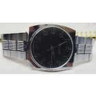 Редкие часы "Ракета-Канистра" в оригинале,четкое состояние,отлично зайдут в коллекцию,За вашу цену!!