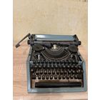 Печатная винтажная машинка