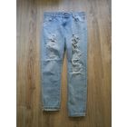 "Рваные" бойфренды немецкого бренда, р.44