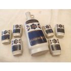 Кувшин и стопки.