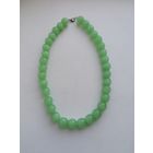 Бусы из камня - яблочного хризопраза