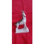 Фарфоровая статуэтка Горный козел . Торги с рубля