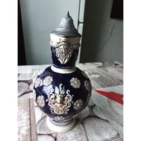 Кувшин для вина .