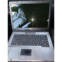 Ноутбук Asus.