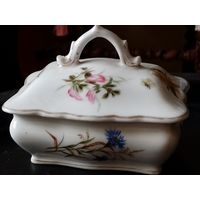 Шкатулка маслёнка фарфор нач. 20 в. ручная разрисовка
