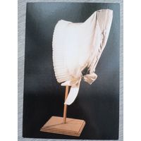 Шляпки. Муниципальный музей Hotel Sully, Франция. Издание Франции