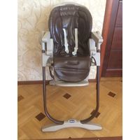 Стульчик для кормления Chicco. Отличный безопасный стул. Состояние б/у, в общем все в порядке. Удобный стол, который снимается. В общем Chicco - супер марка. Находится стул в Ратомке.