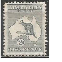 Австралия. Кенгуру на фоне карты.1913г. Mi#6.