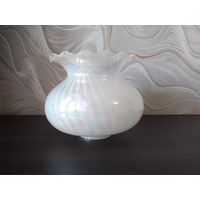 Плафон, высота 14,5см ширина 17см, отверстие под патрон 5,3см