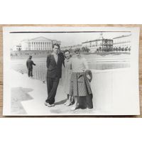 Фото молодежи. Минск. Набережная Свислочи. 1960 г. 9х14 см