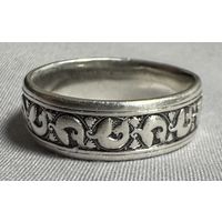 Кольцо серебряное 925 пробы. 87