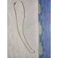 Серебряная цепочка (порвана).