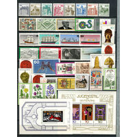 ФРГ - 1977 - Годовой набор - 39 марок и 2 блока - MNH