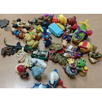 Лот игрушек, киндер из нулевых