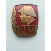 Знак ГДР в тяжёлом металле.