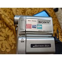 Видеокамера SONY MX-7000