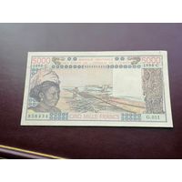 Буркина-Фасо (Западно-Африканские штаты) 5000 франков 1990