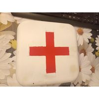 Аптечка военная с бронетехники